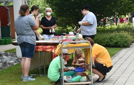 Gartenaktion HERZ.RASEN in der Seniorenbetreuung Vinzenz von Paul